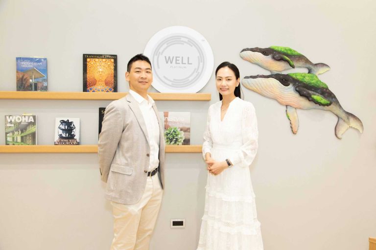 JD正大集團何秉欣與永壽文教基金會執行長蔡佳橖